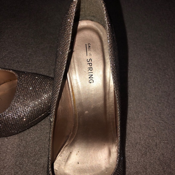 Heels - Picture 2 of 3